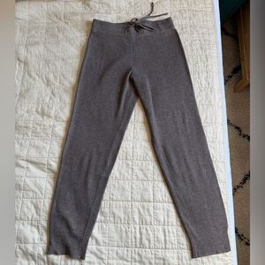 Ribbed sweater pants